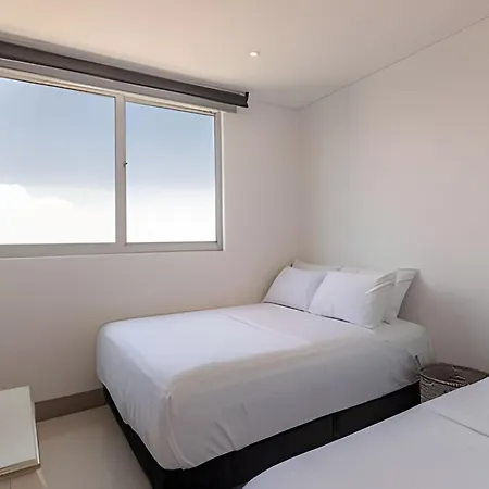 Laurdhomes Palmetto Floor 32, Sea View, 3hbt *